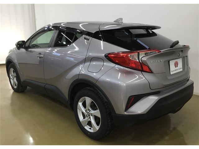 Ｃ－ＨＲ Ｓ－Ｔ　４ＷＤ　ワンオーナー　レーダークルーズコントロール　リモコンエンジンスターター　オートマチックハイビーム　スペアタイヤ　ＣＤチューナー　電動パーキングブレーキ　ＴＳＳ（4枚目）