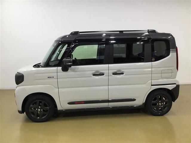 スペーシアギア ハイブリッドＸＺ　４ＷＤ　届出済未使用車　リモコンエンジンスターター　両側電動スライドドア　ステアリングヒーター　新品スタットレスタイヤ積込　ＬＥＤライト　シートヒーター　ヘッドアップディスプレイ　スマートキー（3枚目）
