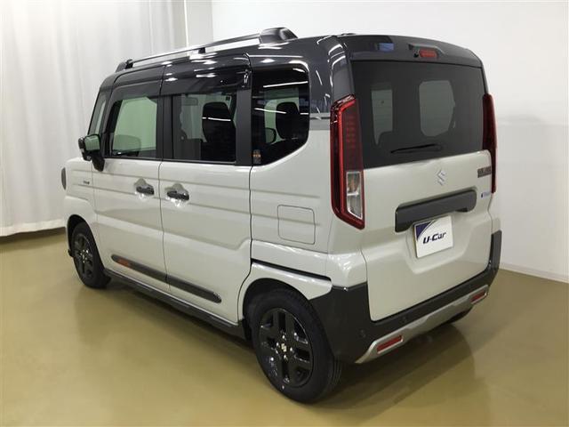 スペーシアギア ハイブリッドＸＺ　４ＷＤ　届出済未使用車　リモコンエンジンスターター　両側電動スライドドア　ステアリングヒーター　新品スタットレスタイヤ積込　ＬＥＤライト　シートヒーター　ヘッドアップディスプレイ　スマートキー（4枚目）