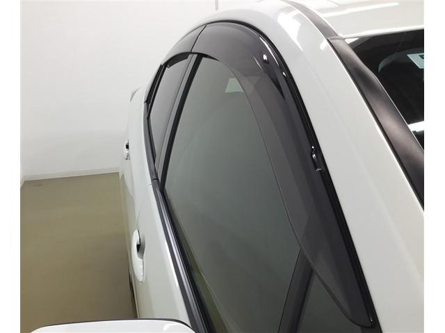 プリウス Ｓセーフティプラス　４ＷＤ　純正ナビ　バックガイドモニター　ドライブレコーダー　リモコンエンジンスターター　ＥＴＣ車載器　デジタルインナーミラー　ステアリングヒーター　ＬＥＤライト　サングラスホルダー　ＣＤＤＶＤ再生（35枚目）