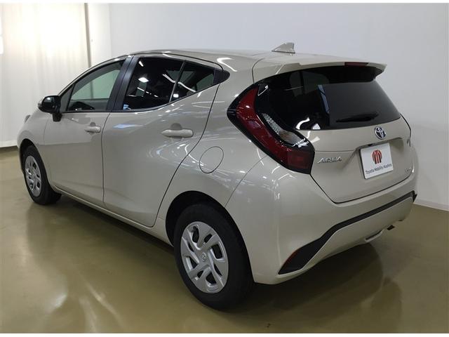 アクア Ｘ　４ＷＤ　ディスプレイオーディオ　バックカメラ　ドライブレコーダー　ＥＴＣ車載器　スマートキー　レーダークルーズコントロール　ＬＥＤライト　Ｔコネクト　１００Ｖ電源（4枚目）