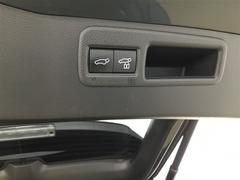 �ܥ����ĤǥХå��ɥ��γ��Ĥ���ǽ�Ǥ� 7