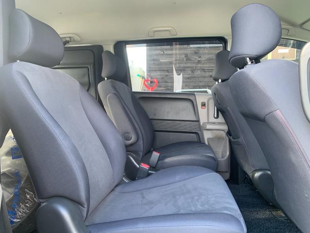 フリード G ジャストセレクション 4WD 社外オーディオ ミュージックプレイヤー接続 ETC 純正エンジンスターター 夏冬タイヤ付き 片側電動スライドドア 74800キロ(12枚目)