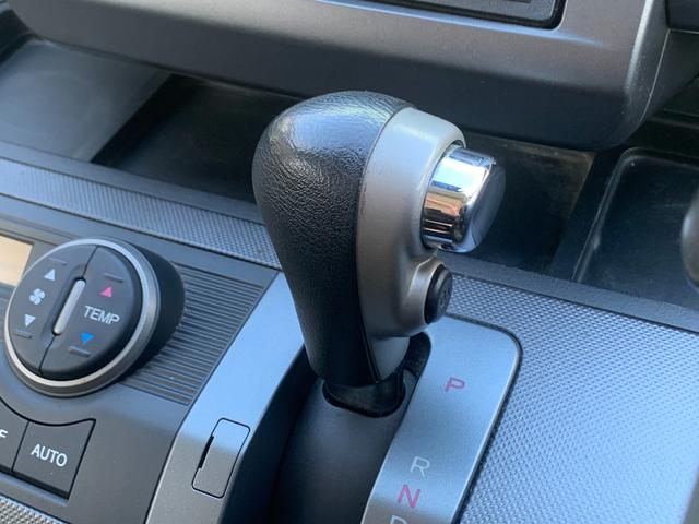 フリード G ジャストセレクション 4WD 社外オーディオ ミュージックプレイヤー接続 ETC 純正エンジンスターター 夏冬タイヤ付き 片側電動スライドドア 74800キロ(15枚目)