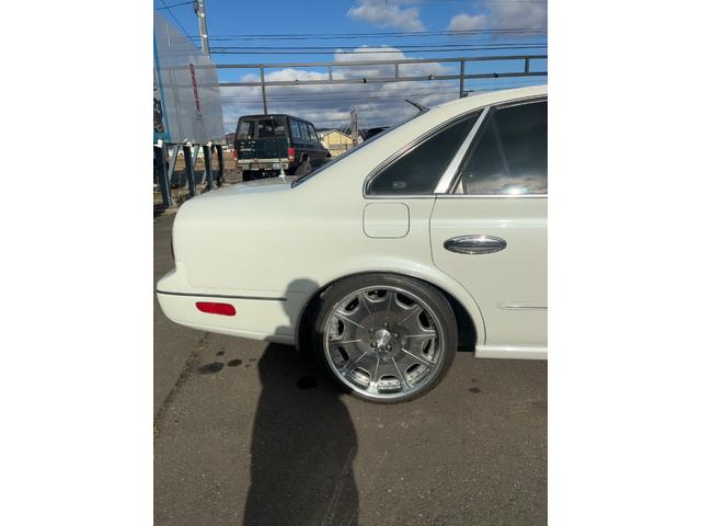 プレジデントＪＳ タイプＧ　社外サスコン　地デジナビ　１９インチ　冬タイヤ付き新品（7枚目）