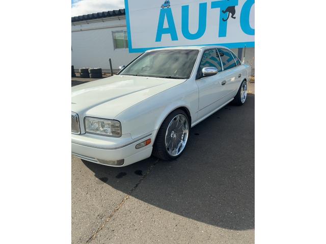 プレジデントＪＳ タイプＧ　社外サスコン　地デジナビ　１９インチ　冬タイヤ付き新品（11枚目）