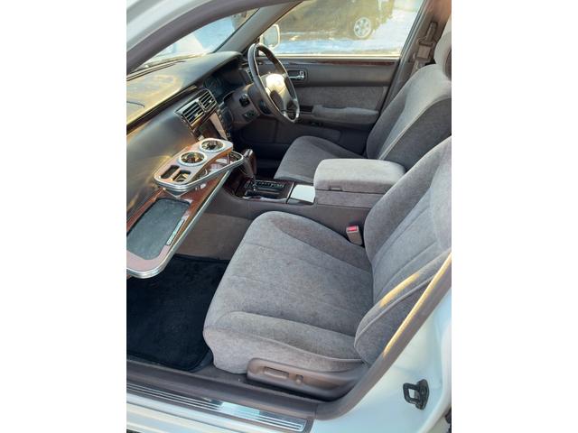 シーマ ３０ＬＶ　コンビハンドル　エアロ　車高調　屋根付き（18枚目）