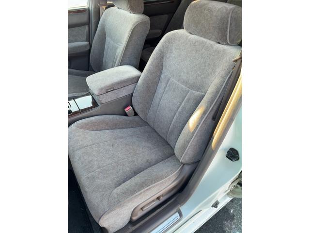 シーマ ３０ＬＶ　コンビハンドル　エアロ　車高調　屋根付き（19枚目）