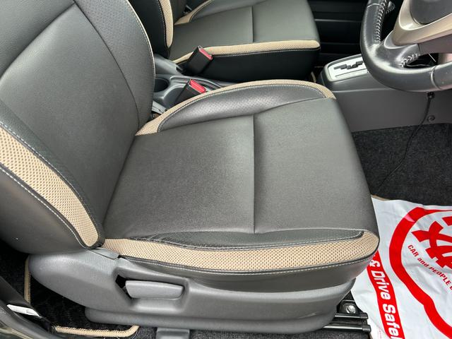 ジムニー ランドベンチャー オートマ/ナビTV/ドライブレコーダー/車検令和9年5月/ハーフレザーシート/シートヒーター/純正16インチアルミホイール/背面タイヤハードカバー/アップルあんしんライト保証1年付き/(29枚目)