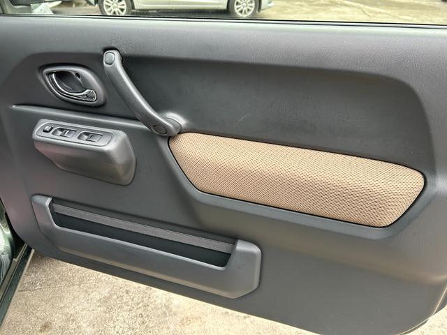 ジムニー ランドベンチャー オートマ/ナビTV/ドライブレコーダー/車検令和9年5月/ハーフレザーシート/シートヒーター/純正16インチアルミホイール/背面タイヤハードカバー/アップルあんしんライト保証1年付き/(45枚目)