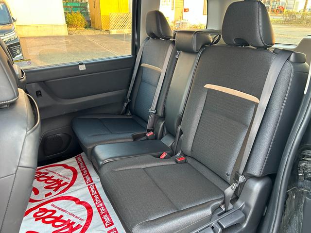 セレナ ハイウェイスターV 4WD/メーカー純正コネクトナビ/アラウンドビューモニター/ドラレコ/ワイヤレス充電/ETC/デジタルインナー/プロパイロット/両側パワスラ/シートヒーター/ステアヒーター/エマージェンシーブレーキ(15枚目)