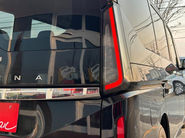 セレナ ハイウェイスターV 4WD/メーカー純正コネクトナビ/アラウンドビューモニター/ドラレコ/ワイヤレス充電/ETC/デジタルインナー/プロパイロット/両側パワスラ/シートヒーター/ステアヒーター/エマージェンシーブレーキ(26枚目)