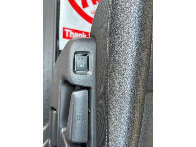 セレナ ハイウェイスターV 4WD/メーカー純正コネクトナビ/アラウンドビューモニター/ドラレコ/ワイヤレス充電/ETC/デジタルインナー/プロパイロット/両側パワスラ/シートヒーター/ステアヒーター/エマージェンシーブレーキ(33枚目)