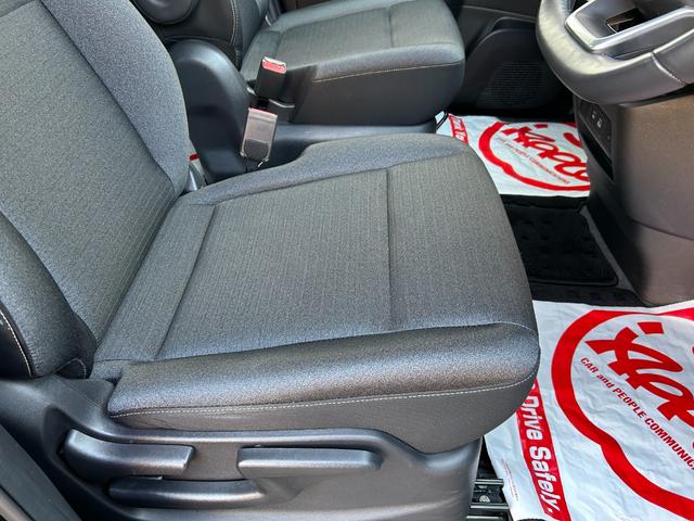 セレナ ハイウェイスターV 4WD/メーカー純正コネクトナビ/アラウンドビューモニター/ドラレコ/ワイヤレス充電/ETC/デジタルインナー/プロパイロット/両側パワスラ/シートヒーター/ステアヒーター/エマージェンシーブレーキ(46枚目)