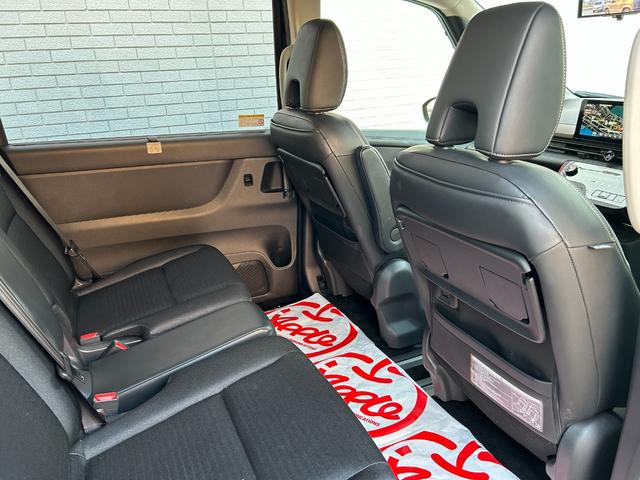 セレナ ハイウェイスターV 4WD/メーカー純正コネクトナビ/アラウンドビューモニター/ドラレコ/ワイヤレス充電/ETC/デジタルインナー/プロパイロット/両側パワスラ/シートヒーター/ステアヒーター/エマージェンシーブレーキ(48枚目)