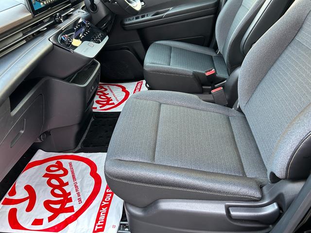 セレナ ハイウェイスターV 4WD/メーカー純正コネクトナビ/アラウンドビューモニター/ドラレコ/ワイヤレス充電/ETC/デジタルインナー/プロパイロット/両側パワスラ/シートヒーター/ステアヒーター/エマージェンシーブレーキ(51枚目)