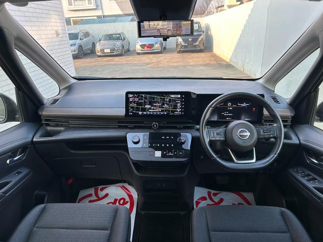 セレナ ハイウェイスターV 4WD/純正コネクトナビTV/アラウンドビューモニター/ドラレコ/ETC2.0/ワイヤレス充電/デジタルインナー/プロパイロット/両側パワスラ/シートヒーター/ステアヒーター/エマージェンシーブレーキ(6枚目)