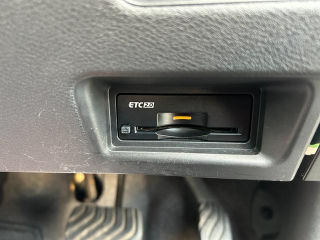 セレナ ハイウェイスターV 4WD/純正コネクトナビTV/アラウンドビューモニター/ドラレコ/ETC2.0/ワイヤレス充電/デジタルインナー/プロパイロット/両側パワスラ/シートヒーター/ステアヒーター/エマージェンシーブレーキ(30枚目)