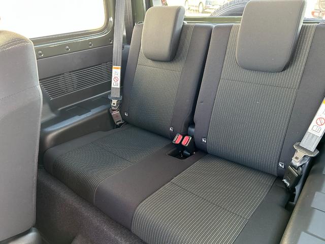 ジムニー ＸＣ　オートマ／ケンウッドナビ／バックカメラ／ドラレコ／ＥＴＣ／セーフティサポート／クルコン／ＬＥＤヘッドライト／ハイビームアシスト／シートヒーター／スマートキー／プッシュスタート／純正１６インチアルミ（14枚目）