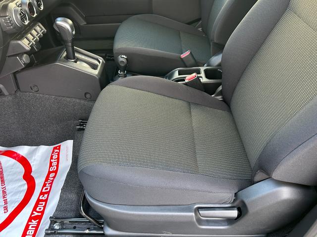 ジムニー ＸＣ　オートマ／ケンウッドナビ／バックカメラ／ドラレコ／ＥＴＣ／セーフティサポート／クルコン／ＬＥＤヘッドライト／ハイビームアシスト／シートヒーター／スマートキー／プッシュスタート／純正１６インチアルミ（35枚目）