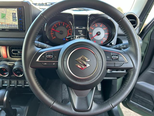 ジムニー ＸＣ　オートマ／ケンウッドナビ／バックカメラ／ドラレコ／ＥＴＣ／セーフティサポート／クルコン／ＬＥＤヘッドライト／ハイビームアシスト／シートヒーター／スマートキー／プッシュスタート／純正１６インチアルミ（7枚目）