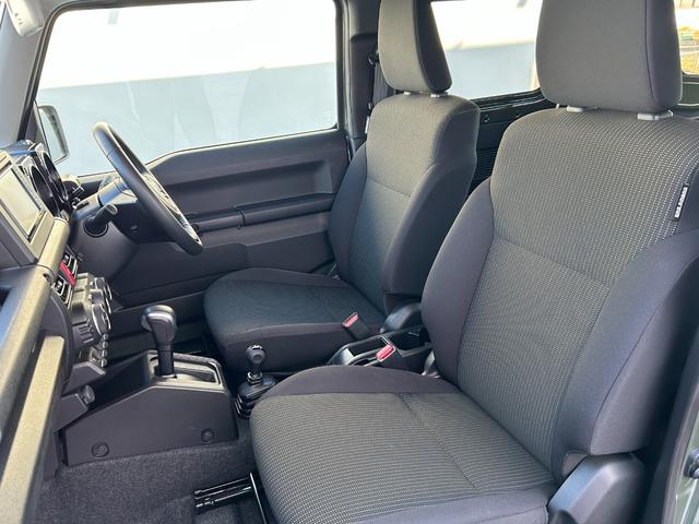 ジムニー ＸＣ　オートマ／ケンウッドナビ／バックカメラ／ドラレコ／ＥＴＣ／セーフティサポート／クルコン／ＬＥＤヘッドライト／ハイビームアシスト／シートヒーター／スマートキー／プッシュスタート／純正１６インチアルミ（13枚目）