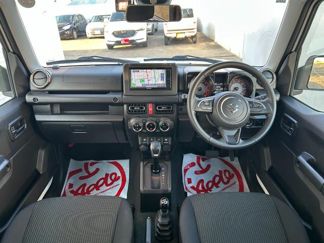 ジムニー ＸＣ　オートマ／ケンウッドナビ／バックカメラ／ドラレコ／ＥＴＣ／セーフティサポート／クルコン／ＬＥＤヘッドライト／ハイビームアシスト／シートヒーター／スマートキー／プッシュスタート／純正１６インチアルミ（3枚目）