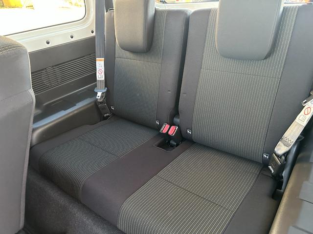 ジムニー ＸＣ　オートマ／ケンウッドナビ／バックカメラ／ドラレコ／ＥＴＣ／セーフティサポート／クルコン／ＬＥＤヘッドライト／ハイビームアシスト／シートヒーター／スマートキー／プッシュスタート／純正１６インチアルミ（14枚目）