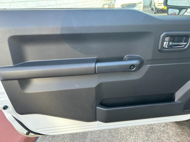 ジムニー ＸＣ　オートマ／ケンウッドナビ／バックカメラ／ドラレコ／ＥＴＣ／セーフティサポート／クルコン／ＬＥＤヘッドライト／ハイビームアシスト／シートヒーター／スマートキー／プッシュスタート／純正１６インチアルミ（39枚目）