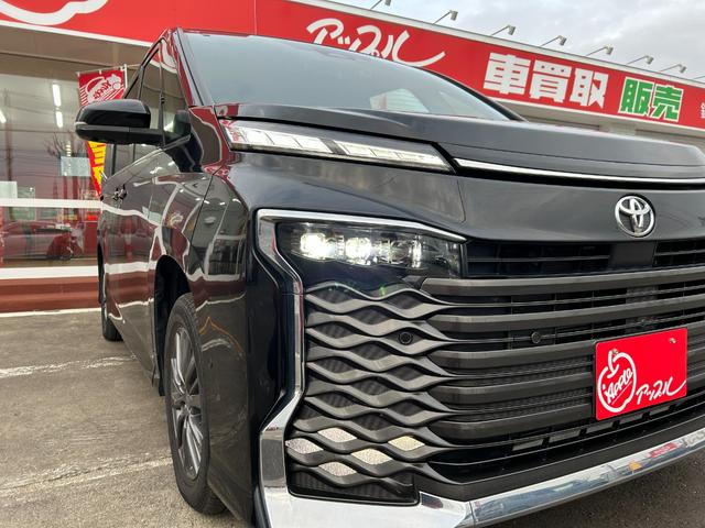 ヴォクシー S-Z 4WD/純正ナビ/パノラミックビューモニター/アドバンストパーク/パワーバックドア/両側パワースライドドア/ステアリングヒーター/前席2列目シートヒーター/ドラレコ/ETC/USB/LED/寒冷地仕様(24枚目)