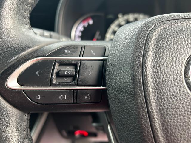 ヴォクシー S-Z 4WD/純正ナビ/パノラミックビューモニター/アドバンストパーク/パワーバックドア/両側パワースライドドア/ステアリングヒーター/前席2列目シートヒーター/ドラレコ/ETC/USB/LED/寒冷地仕様(29枚目)