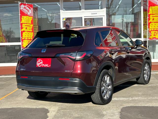 ＺＲ－Ｖ ｅ：ＨＥＶ　Ｘ　ハイブリッド４ＷＤ／純正ナビ／フルセグＴＶ／バックカメラ／パワーバックドア／ホンダセンシング／アダプティブクルコン／ＬＥＤライト／オートハイビーム／シートヒーター／スマートキーシステム／純正アルミ（15枚目）