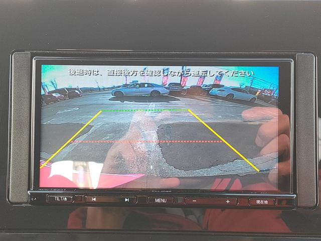 ノート X FOUR ハイブリッド4WD/ナビ/バックカメラ/エマージェンシーブレーキ/シートヒーター/ステアリングヒーター/インテリジェントキー/プッシュスタート/ETC/USB/アップルあんしんライト保証1年付き(5枚目)