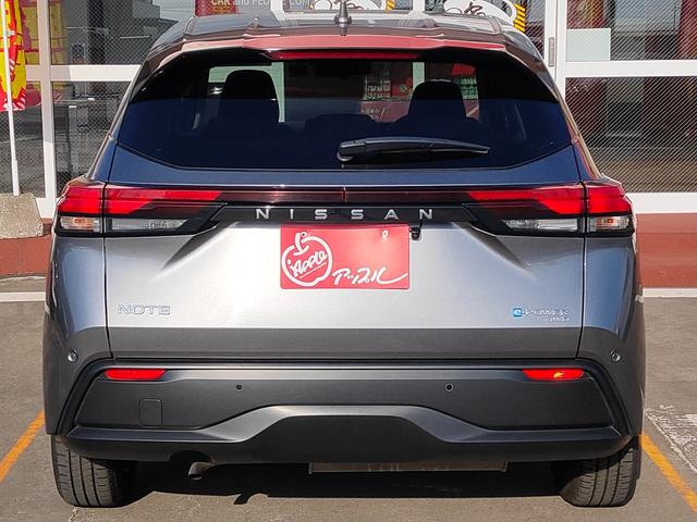 ノート X FOUR ハイブリッド4WD/ナビ/バックカメラ/エマージェンシーブレーキ/シートヒーター/ステアリングヒーター/インテリジェントキー/プッシュスタート/ETC/USB/アップルあんしんライト保証1年付き(40枚目)