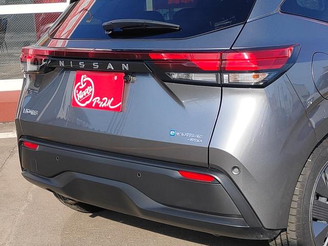 ノート X FOUR ハイブリッド4WD/ナビ/バックカメラ/エマージェンシーブレーキ/シートヒーター/ステアリングヒーター/インテリジェントキー/プッシュスタート/ETC/USB/アップルあんしんライト保証1年付き(41枚目)