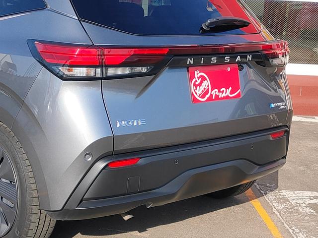 ノート X FOUR ハイブリッド4WD/ナビ/バックカメラ/エマージェンシーブレーキ/シートヒーター/ステアリングヒーター/インテリジェントキー/プッシュスタート/ETC/USB/アップルあんしんライト保証1年付き(42枚目)