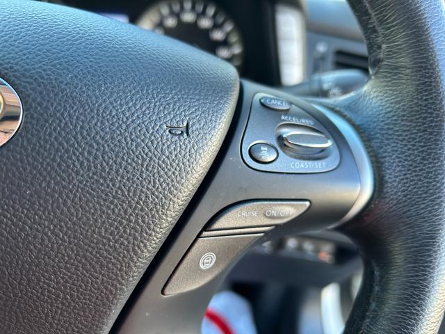 フーガ 370GT FOUR 黒本革シート/純正ナビ/フルセグTV/アラウンドビューモニター/エマージェンシーブレーキ/レーダークルコン/LEDヘッドライト/シートベンチレーション/パワーシート/ETC/全方位運転支援システム(9枚目)