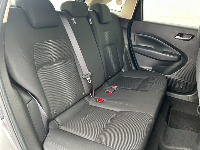 ノート X FOUR ハイブリッド4WD/ナビ/バックカメラ/ドラレコ/ETC/エマージェンシーブレーキ/シートヒーター/ステアヒーター/インテリジェントキー/プッシュスタート/車検整備付/アップルあんしんライト保証1年付(12枚目)