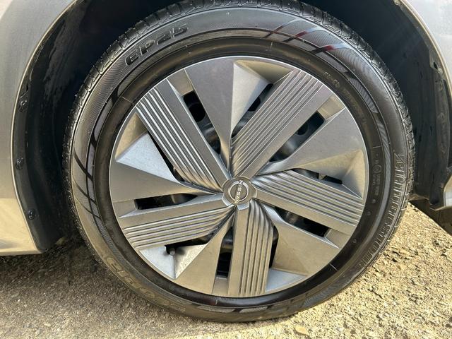 ノート X FOUR ハイブリッド4WD/ナビ/バックカメラ/ドラレコ/ETC/エマージェンシーブレーキ/シートヒーター/ステアヒーター/インテリジェントキー/プッシュスタート/車検整備付/アップルあんしんライト保証1年付(22枚目)