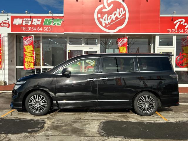 エルグランド 350ハイウェイスターホワイトレザーアーバンクロム 4WD/リアエンターテイメントシステム/フリップダウンモニター/純正ナビ/フルセグTV/全方位カメラ/白革/パワーシート/シートヒーター/衝突被害軽減ブレーキ/両側パワスラ/パワーバックドア/LED(23枚目)