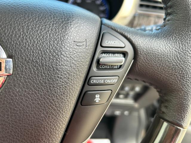 エルグランド 350ハイウェイスターホワイトレザーアーバンクロム 4WD/リアエンターテイメントシステム/フリップダウンモニター/純正ナビ/フルセグTV/全方位カメラ/白革/パワーシート/シートヒーター/衝突被害軽減ブレーキ/両側パワスラ/パワーバックドア/LED(31枚目)