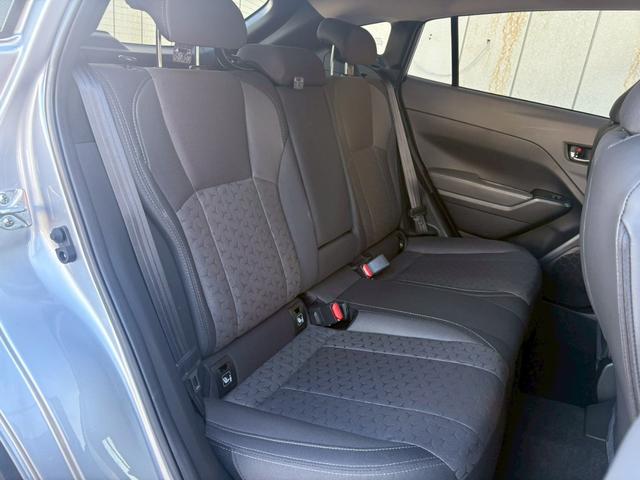 クロストレック ツーリング ハイブリッド4WD/11.6インチセンターディスプレイ/純正ナビ/フルセグTV/バックカメラ/パワーシート/シートヒーター/ステアヒーター/LEDライト/ETC/USB/アイサイトコアテクノロジー(12枚目)