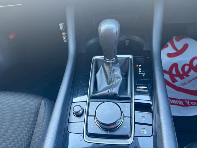 MAZDA3ファストバック 15C 4WD/マツダコネクト/衝突被害軽減ブレーキ/ETC/車検整備付き/アップルあんしんライト保証1年付き/スマートキー/プッシュスタート/レーダークルーズコントロール/(8枚目)