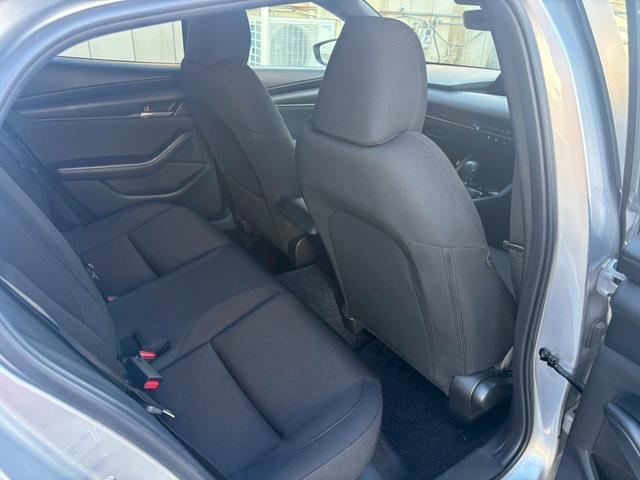 MAZDA3ファストバック 15C 4WD/マツダコネクト/衝突被害軽減ブレーキ/ETC/車検整備付き/アップルあんしんライト保証1年付き/スマートキー/プッシュスタート/レーダークルーズコントロール/(34枚目)