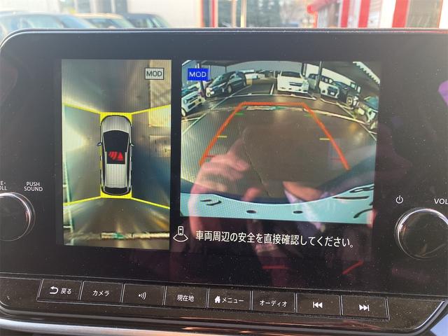 ノート X FOUR 4WD ドライブレコーダー ETC 全周囲カメラ ナビ クリアランスソナー 衝突被害軽減システム アルミホイール オートマチックハイビーム オートライト スマートキー 電動格納ミラー シートヒーター(5枚目)