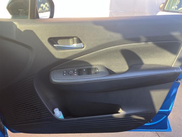 ノート X FOUR 4WD ドライブレコーダー ETC 全周囲カメラ ナビ クリアランスソナー 衝突被害軽減システム アルミホイール オートマチックハイビーム オートライト スマートキー 電動格納ミラー シートヒーター(37枚目)