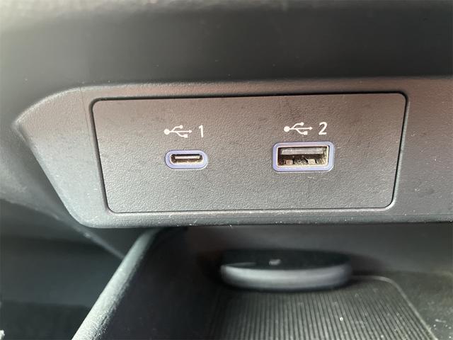 ノート X FOUR 4WD ドライブレコーダー ETC 全周囲カメラ ナビ クリアランスソナー 衝突被害軽減システム アルミホイール オートマチックハイビーム オートライト スマートキー 電動格納ミラー シートヒーター(49枚目)