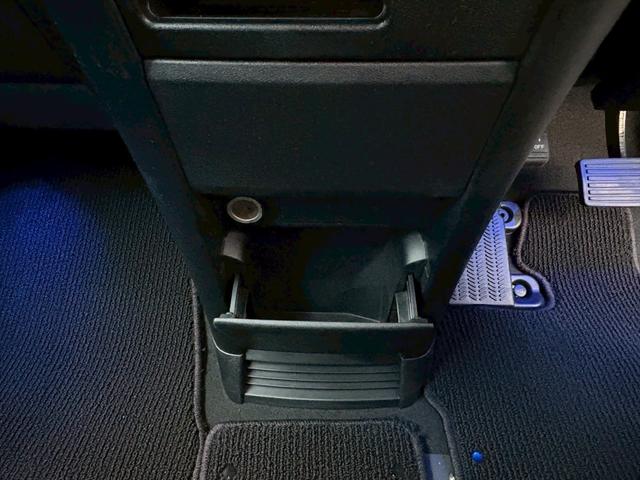 ステップワゴン スパーダS Zパッケージ ETC 電動スライドドア HID キーレスエントリー AT アルミホイール CD MD 盗難防止システム 衝突安全ボディ ABS パワーステアリング パワーウィンドウ(38枚目)