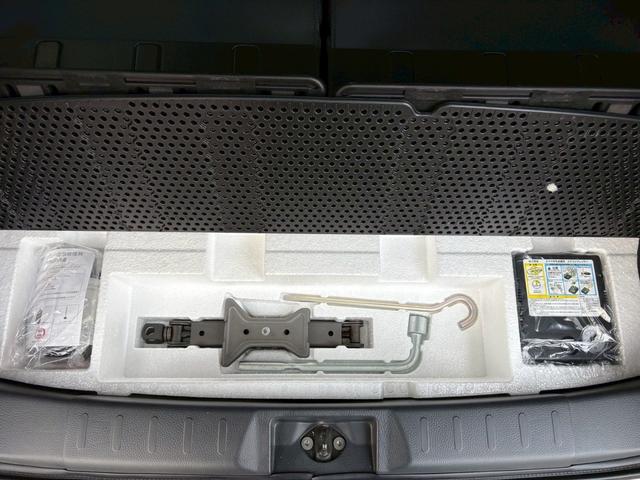 ハスラー Ｇ　４ＷＤ　純正フルセグ　ＳＤナビ　テレビ　ＨＩＤヘッドランプ　レーダーブレーキサポート　スマートキー　プッシュスタート　ＣＤ　ＤＶＤ　シートヒーター　ツートーンカラー　盗難防止装置　横滑り防止装置（57枚目）