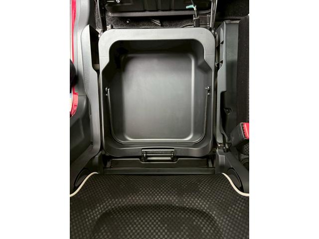 ハスラー Ｇ　４ＷＤ　純正ＳＤナビ　ＨＩＤヘッドランプ　レーダーブレーキサポート　スマートキー　プッシュスタート　シートヒーター　ツートーンカラー　盗難防止装置　横滑り防止装置　アクセル踏み間違い防止装置（45枚目）